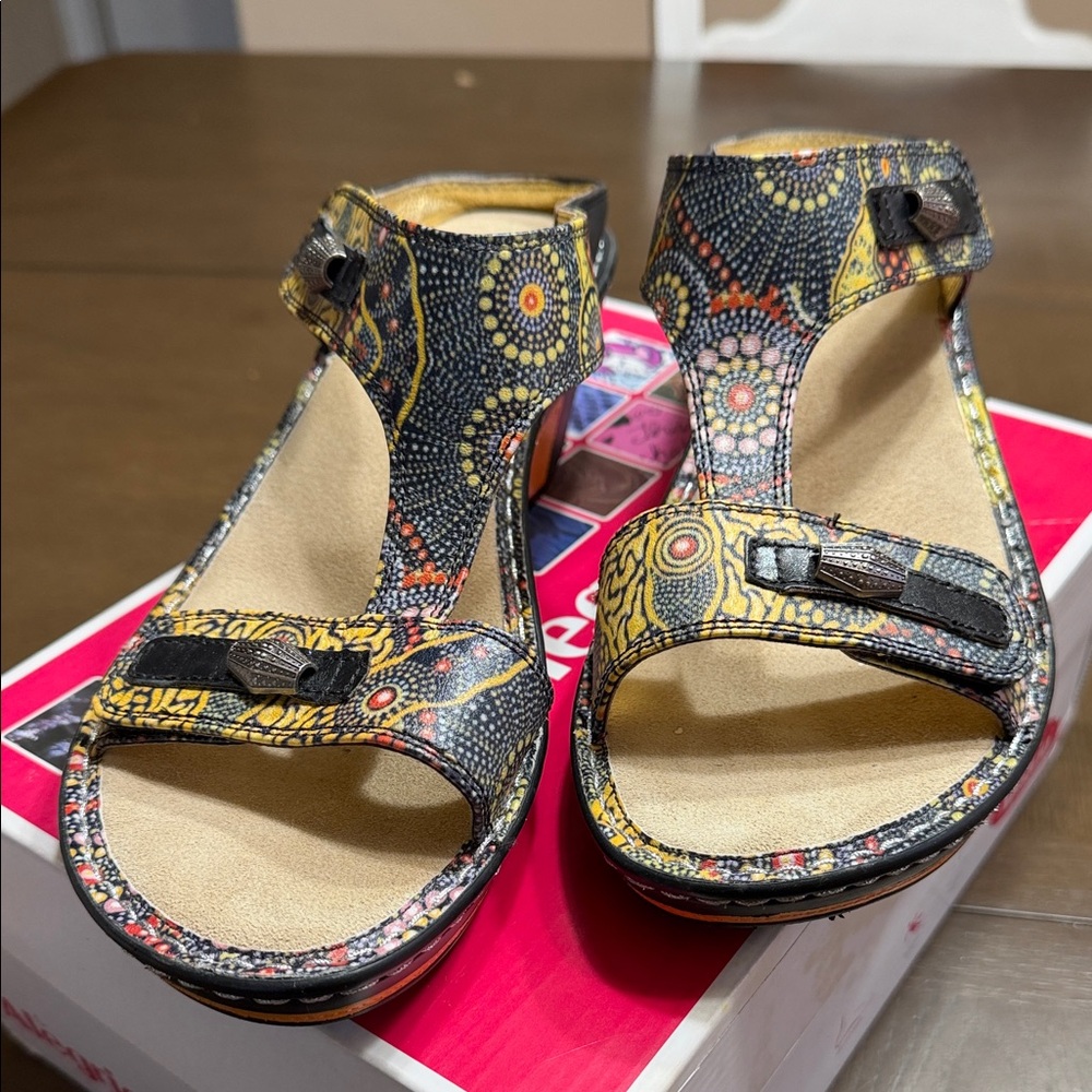 Alegria Multicolor Patterned Women's Sandals